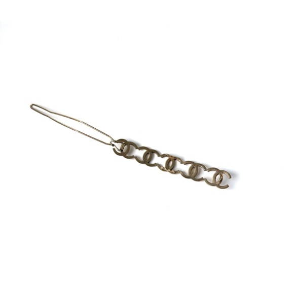 Authentic CHANEL CC Logo Gold Tone Hair Clip - Picture 5 of 10